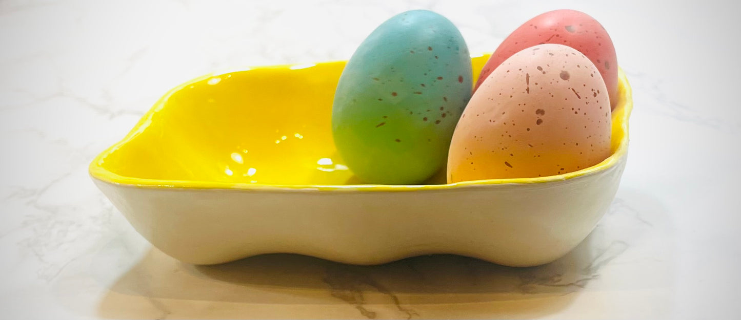 Small Egg Holder (Holds 6 Small Eggs)